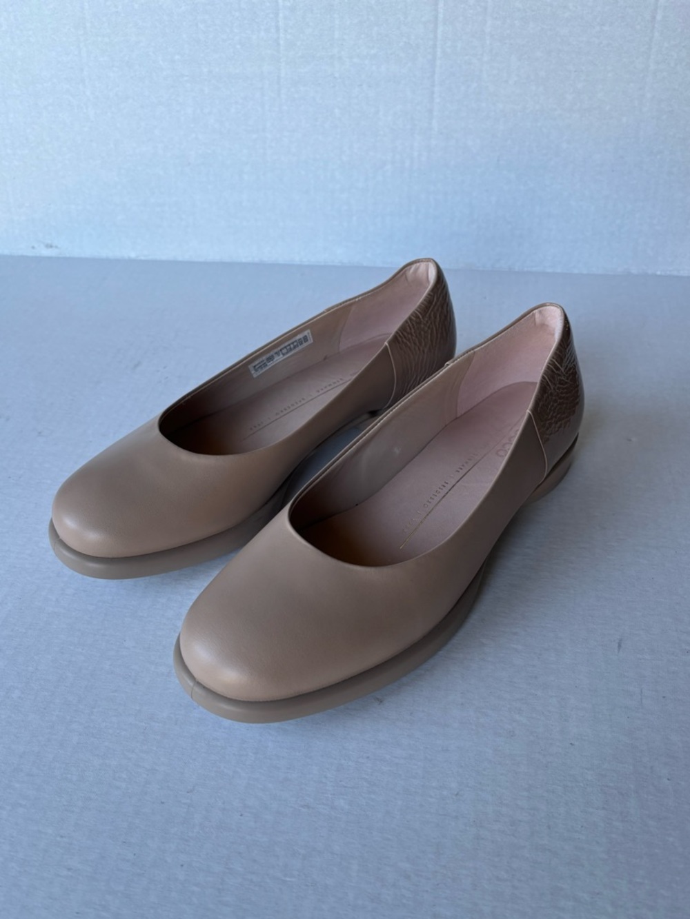 Ecco Nude Leather Slip-On Ballet Flats - Picture 7 of 8